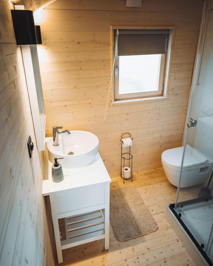 Glamping - 25 Min Roermond, Maasmechelen & Maastricht Hotel Kinrooi Exterior photo