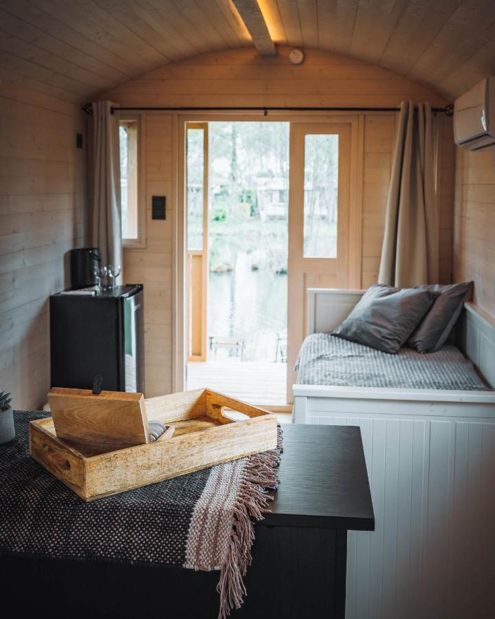 Glamping - 25 Min Roermond, Maasmechelen & Maastricht Hotel Kinrooi Exterior photo