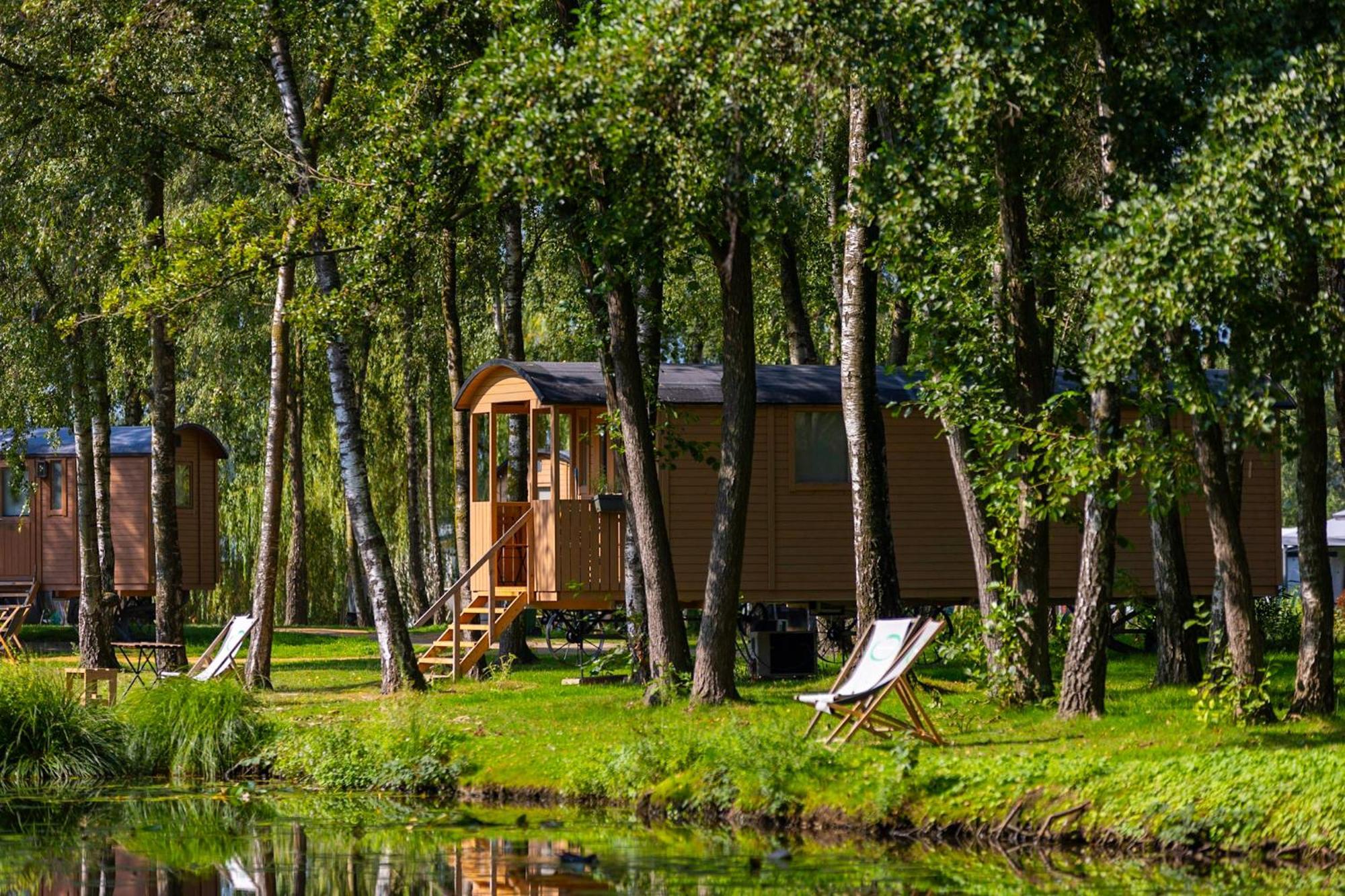 Glamping - 25 Min Roermond, Maasmechelen & Maastricht Hotel Kinrooi Exterior photo